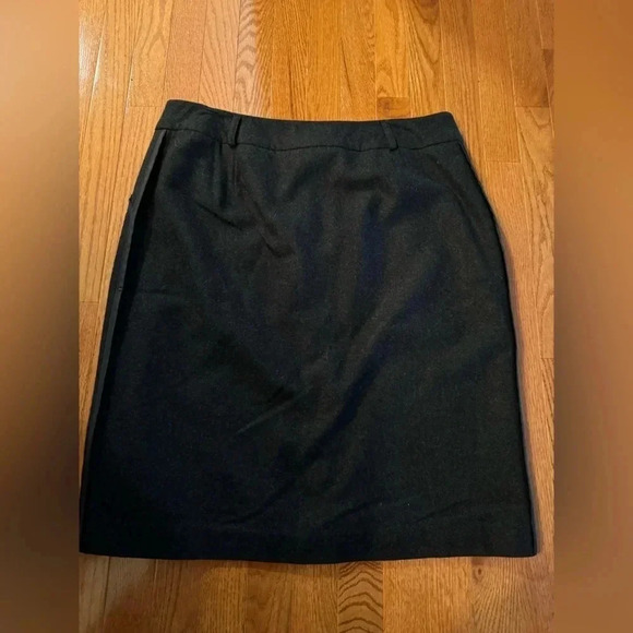 Nine & Company women’s Size 16 gray wool blend midi pencil‎ skirt business - Picture 5 of 7
